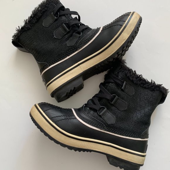Sorel Tivoli Black White Winter Ankle Boots Fur 5 - Picture 3 of 7